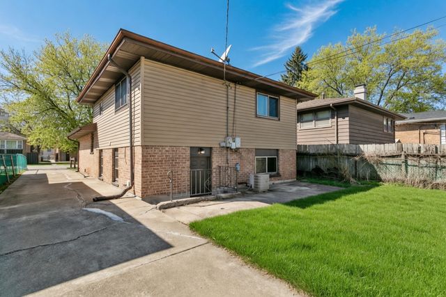 14129 S Hoxie Avenue, Burnham, IL 60633
