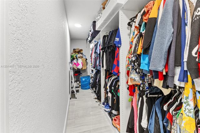 4230 SW 111th Ave, Miami, FL 33165