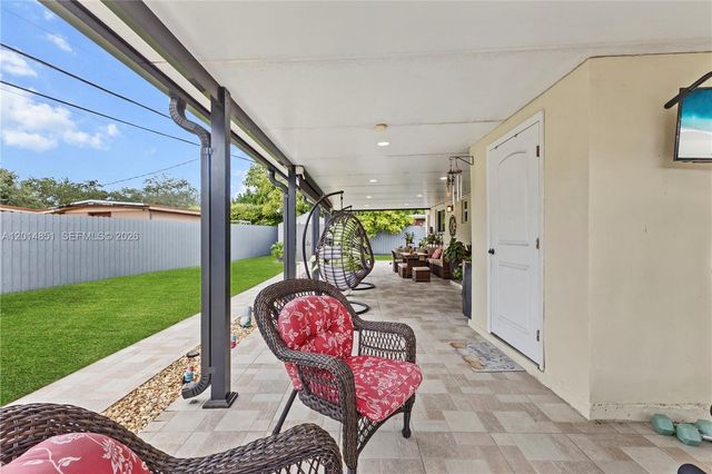 4230 SW 111th Ave, Miami, FL 33165