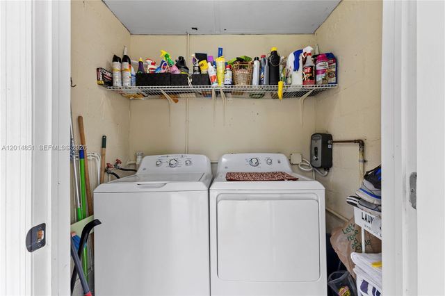 4230 SW 111th Ave, Miami, FL 33165