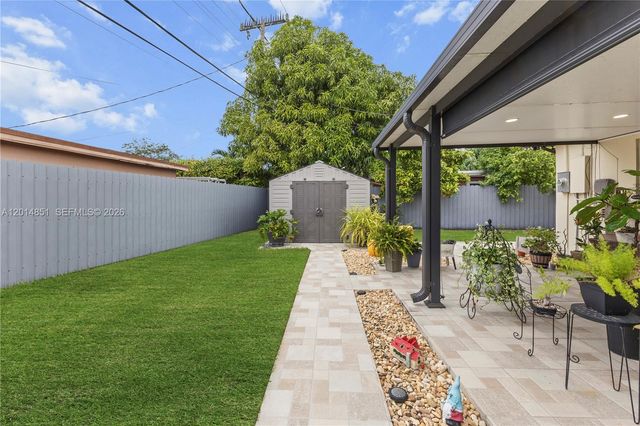 4230 SW 111th Ave, Miami, FL 33165