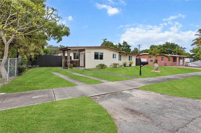 4230 SW 111th Ave, Miami, FL 33165