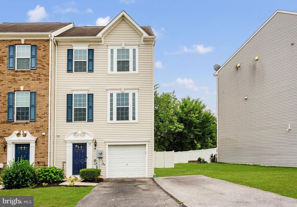 707 SPENCER DR, Hanover, PA 17331