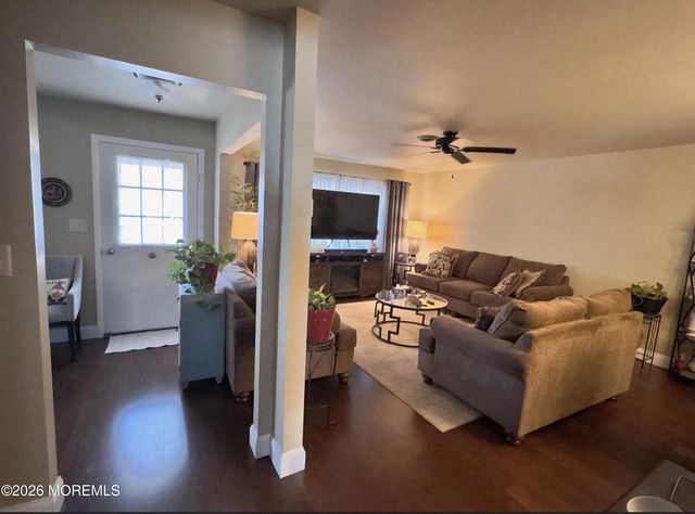 43D W Sterling Street, Manchester, NJ 08759