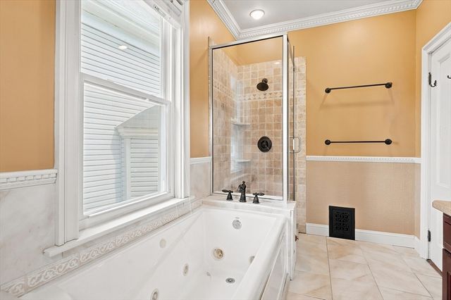 17 Basset St, Lynn, MA 01902