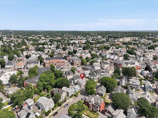 17 Basset St, Lynn, MA 01902