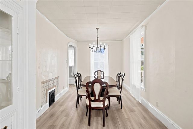 17 Basset St, Lynn, MA 01902