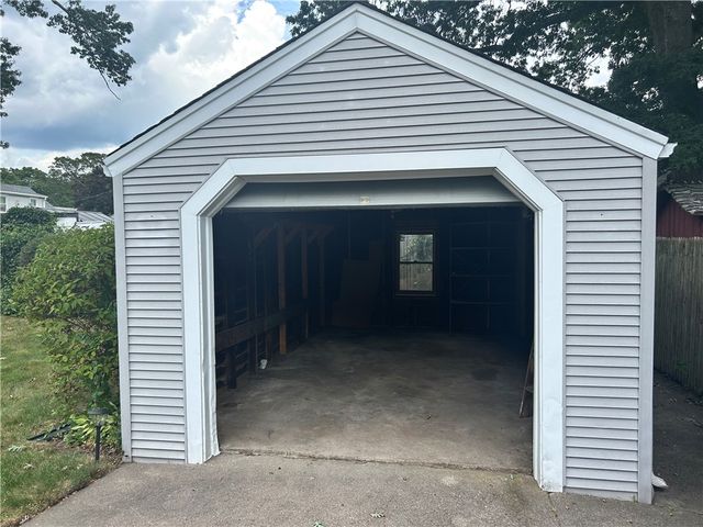 81 Ballston Avenue, Pawtucket, RI 02861
