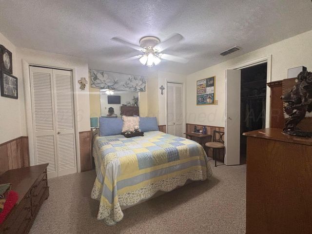 404 Avenue D NW, Childress, TX 79201