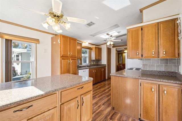 3122 MYAKKA RIVER ROAD, Tavares, FL 32778