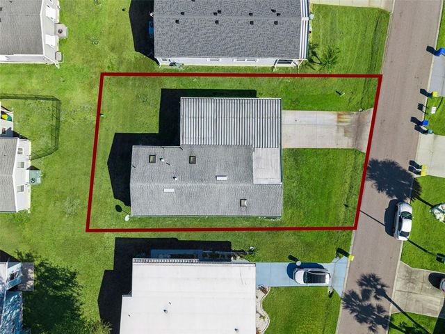 3122 MYAKKA RIVER ROAD, Tavares, FL 32778