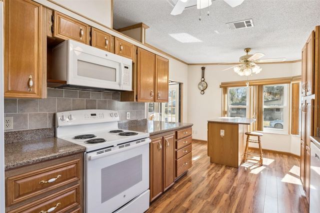 3122 MYAKKA RIVER ROAD, Tavares, FL 32778