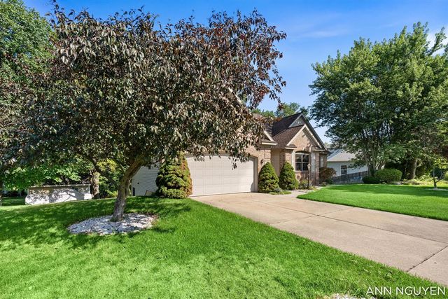 5263 Pine Slope Drive, Wyoming, MI 49519