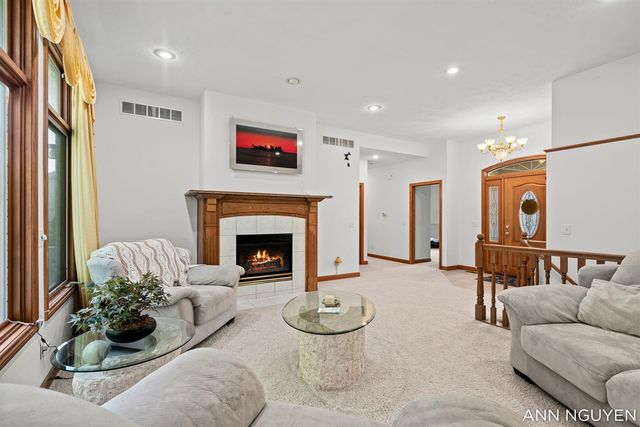 5263 Pine Slope Drive, Wyoming, MI 49519