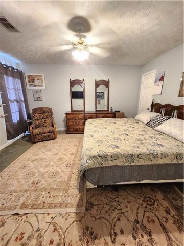 2741 Glendale Drive, Gainesville, GA 30507