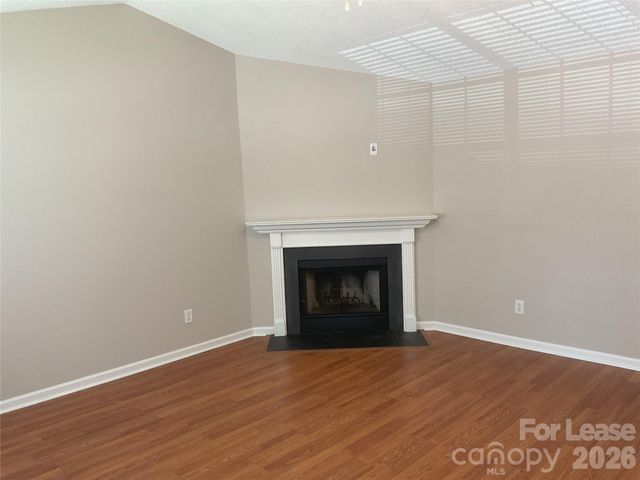 9112 Four Mile Creek Road, Charlotte, NC 28277