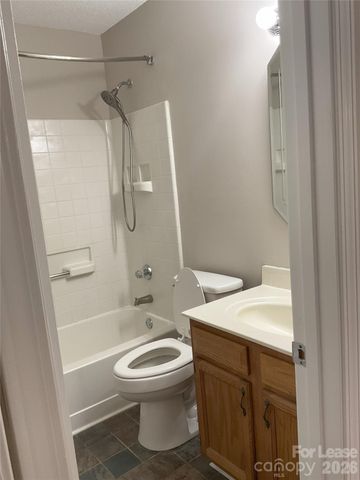 9112 Four Mile Creek Road, Charlotte, NC 28277
