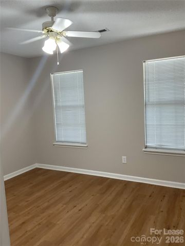 9112 Four Mile Creek Road, Charlotte, NC 28277
