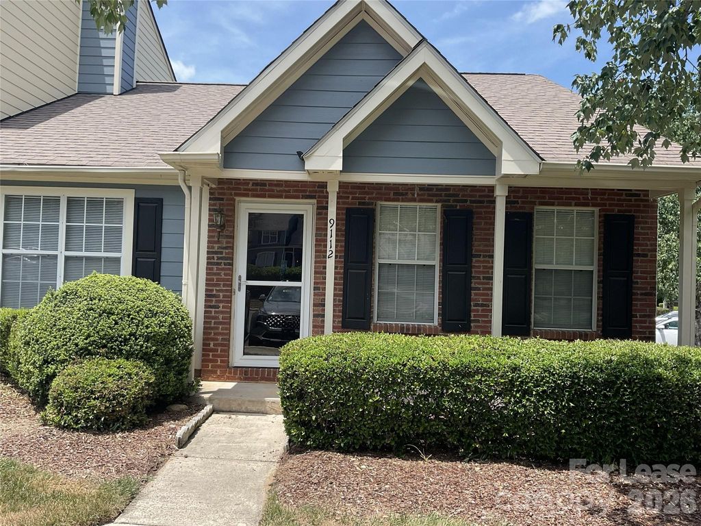 9112 Four Mile Creek Road, Charlotte, NC 28277