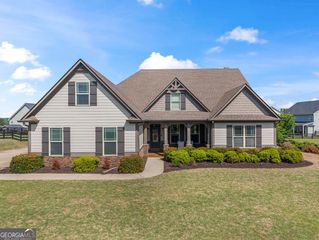 549 Riverwalk Manor Drive, Dallas, GA 30132