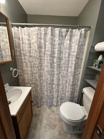 805 Franklin Street SW, Hutchinson, MN 55350