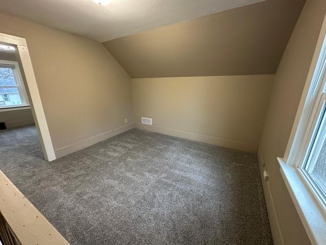 805 Franklin Street SW, Hutchinson, MN 55350