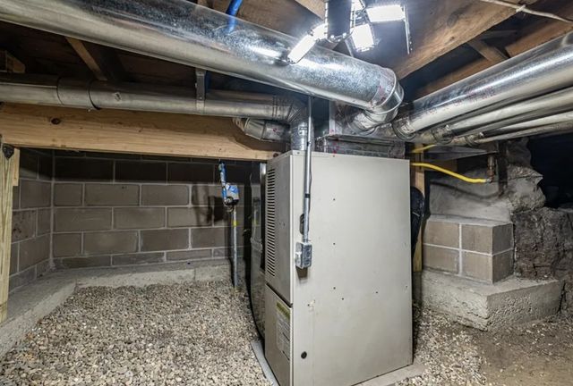 805 Franklin Street SW, Hutchinson, MN 55350