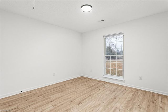 111 W Butler Avenue, Liberty, NC 27298