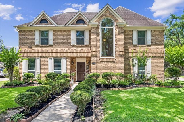 906 Venice Street, Sugar Land, TX 77478