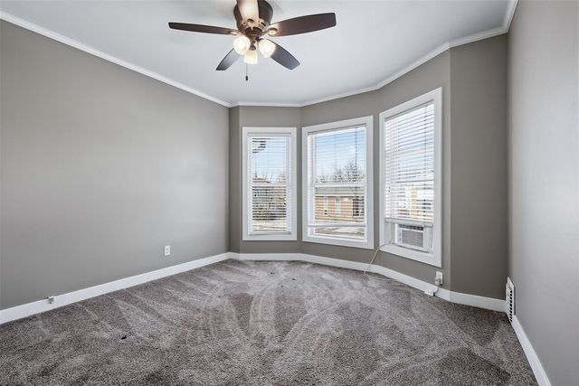 231 32nd Street NE, Cedar Rapids, IA 52402