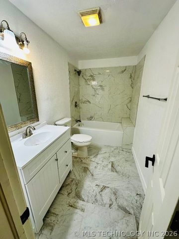 4716 E 2nd Street S, Tulsa, OK 74112