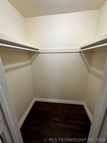 4716 E 2nd Street S, Tulsa, OK 74112