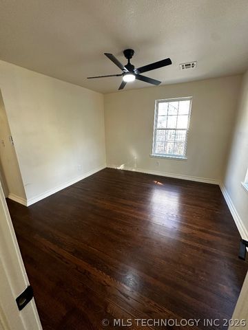 4716 E 2nd Street S, Tulsa, OK 74112