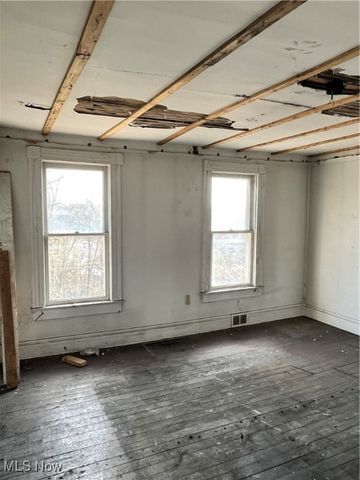 333 Summit Avenue, Steubenville, OH 43952