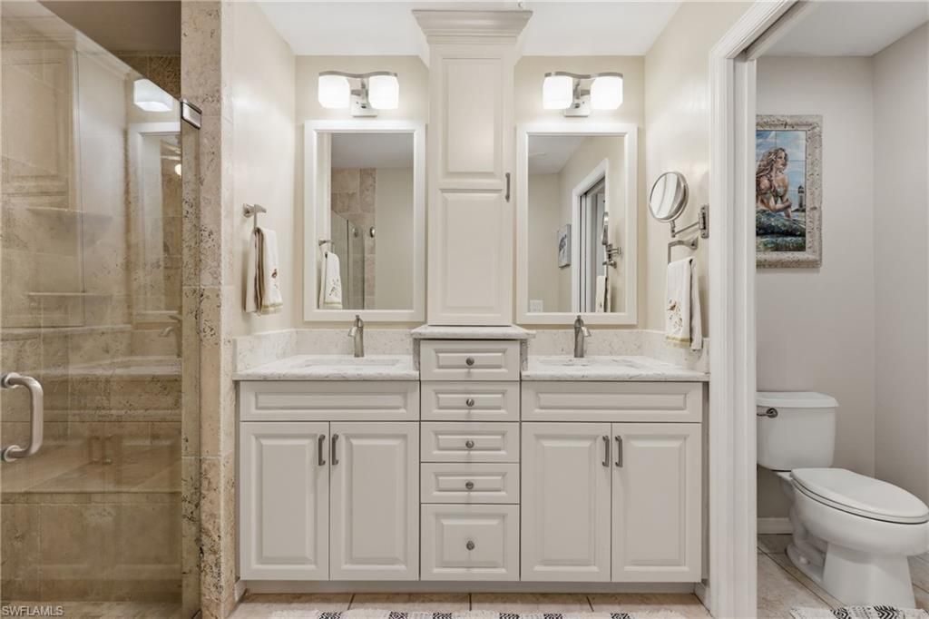 Image 24 of property listing at 522 SE 4th ST, Cape Coral, FL 33990
