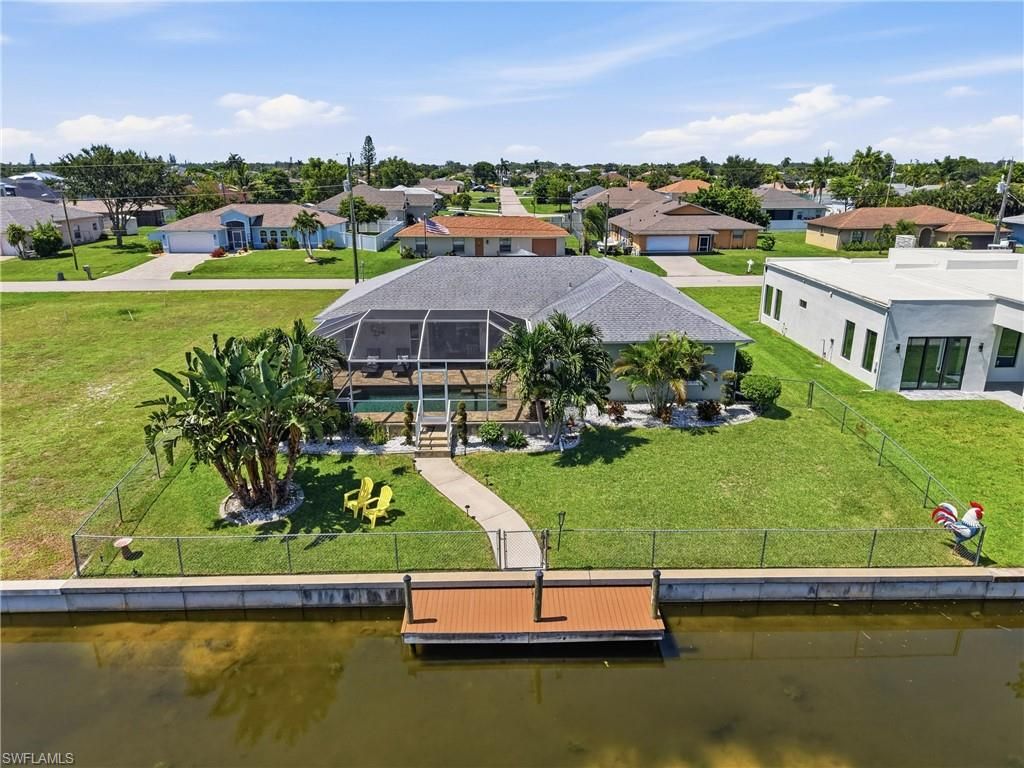 Image 40 of property listing at 522 SE 4th ST, Cape Coral, FL 33990