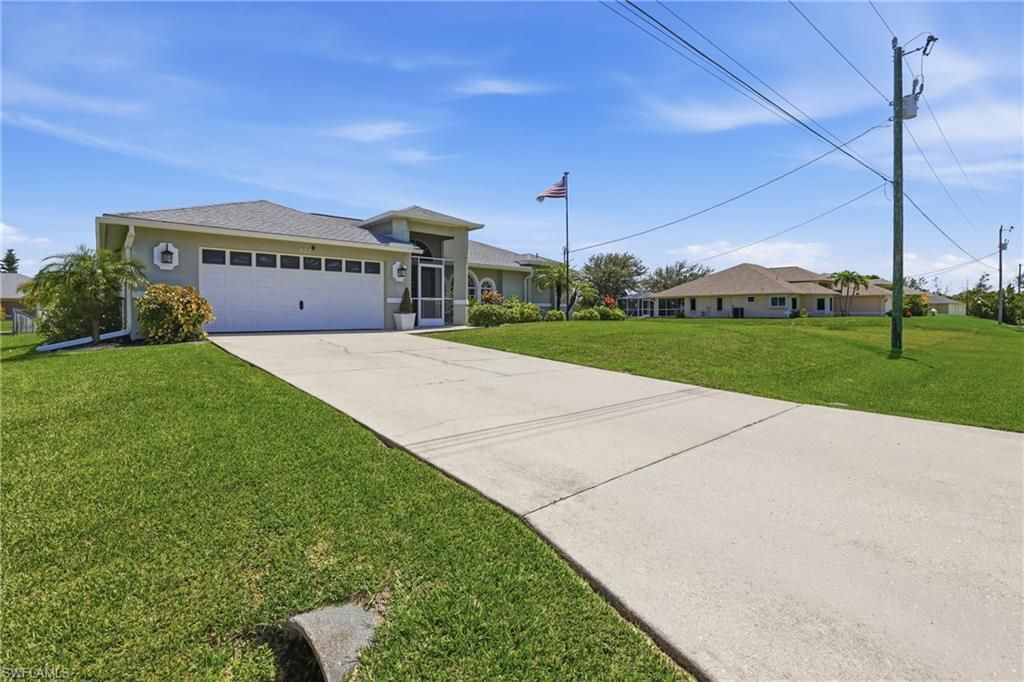 Image 46 of property listing at 522 SE 4th ST, Cape Coral, FL 33990