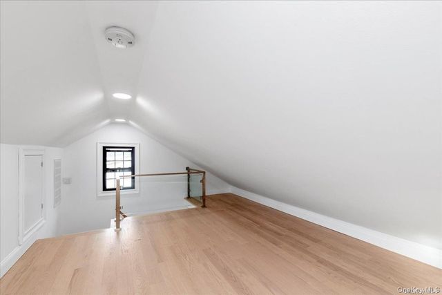 245 Garfield Avenue, Mineola, NY 11501