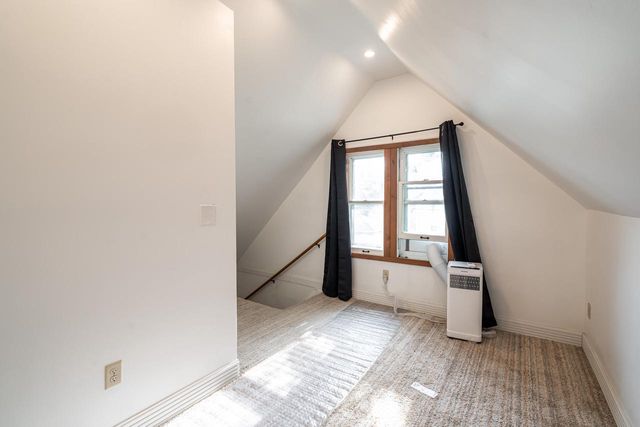 3206 N 11th STREET, Milwaukee, WI 53206