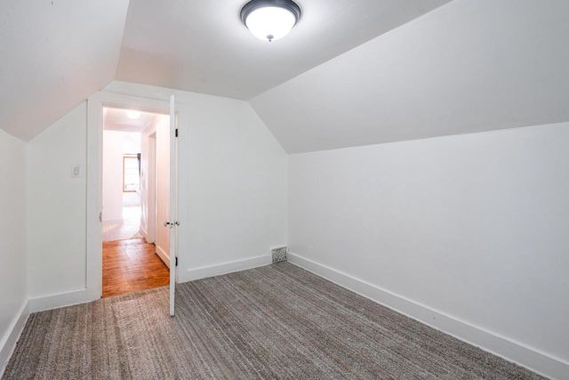 3206 N 11th STREET, Milwaukee, WI 53206