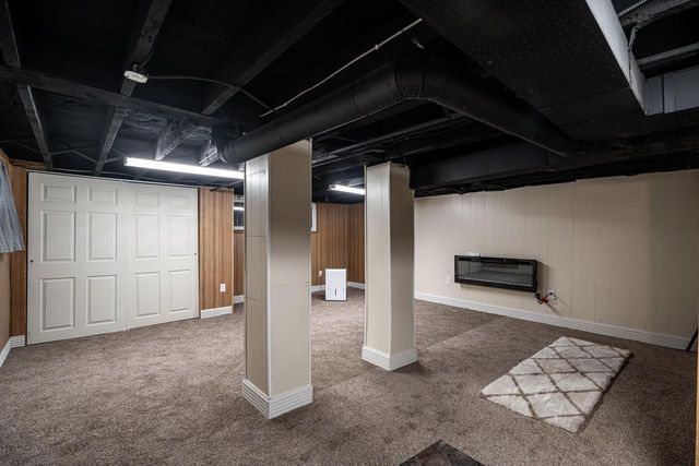 3206 N 11th STREET, Milwaukee, WI 53206