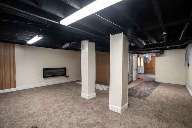 3206 N 11th STREET, Milwaukee, WI 53206