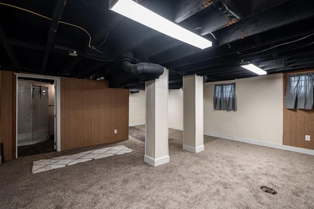 3206 N 11th STREET, Milwaukee, WI 53206