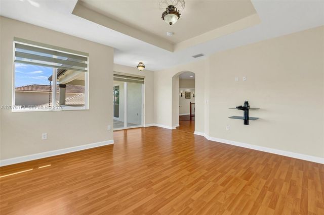 16237 SW 44th Terrace 0, Miami, FL 33185