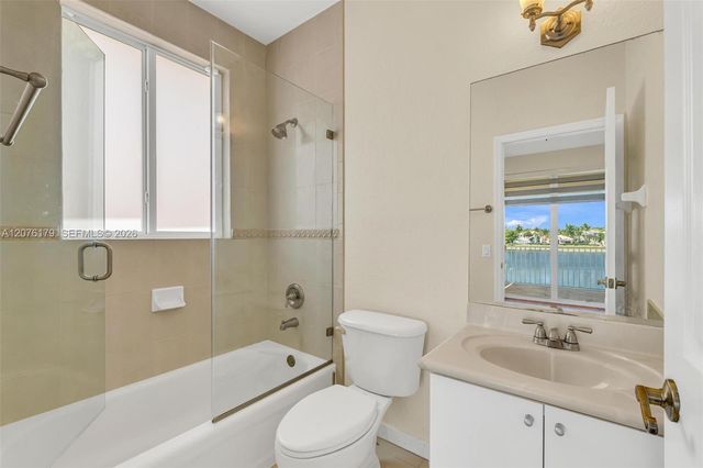 16237 SW 44th Terrace 0, Miami, FL 33185