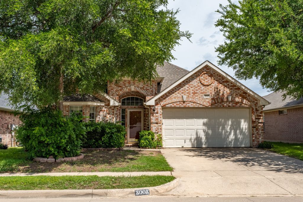 8008 Paloverde Drive, Fort Worth, TX 76137