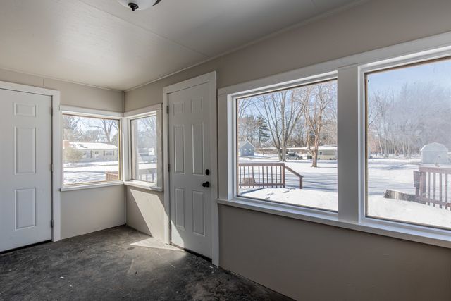 1014 Holland Drive, Rock Falls, IL 61071