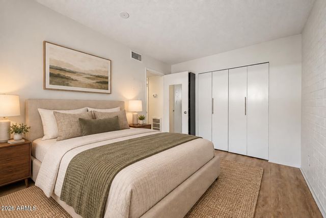 2633 W Rose Lane B114, Phoenix, AZ 85017