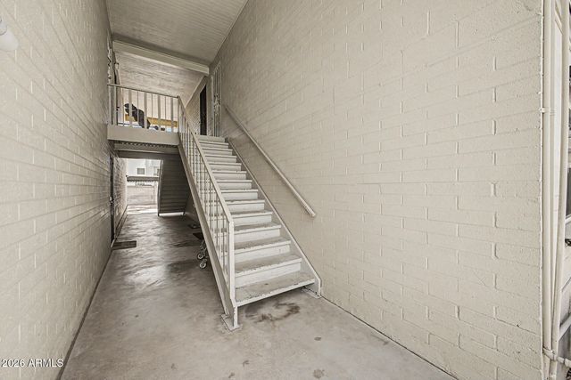 2633 W Rose Lane B114, Phoenix, AZ 85017