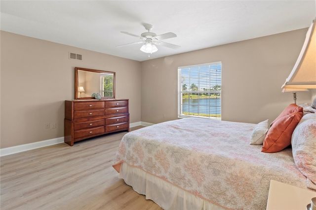 5207 88TH STREET W, Bradenton, FL 34210